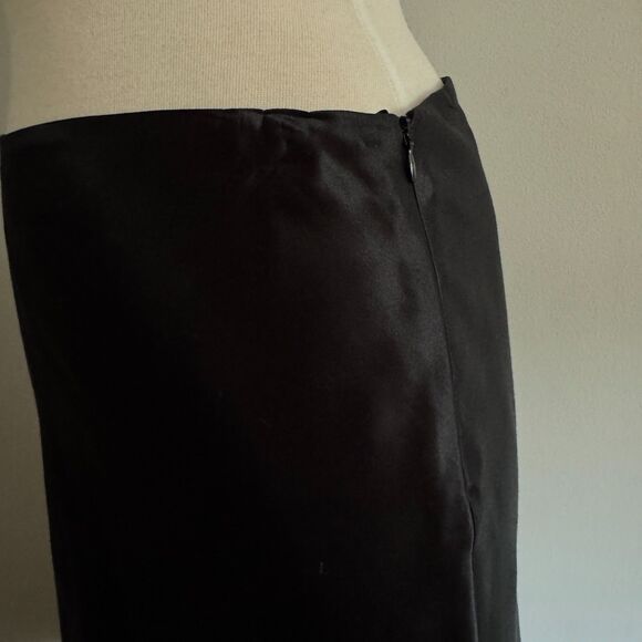 Italian Designer Emporio Armani Silk Blend Black Skirt | EU 44 US 8/Medium - Picture 2 of 12